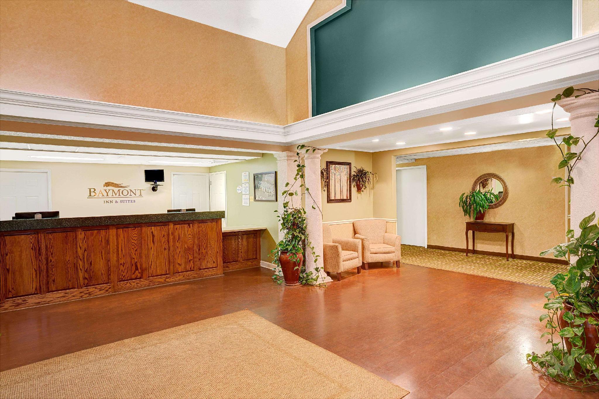 Baymont By Wyndham Jacksonville/Butler Blvd Екстериор снимка
